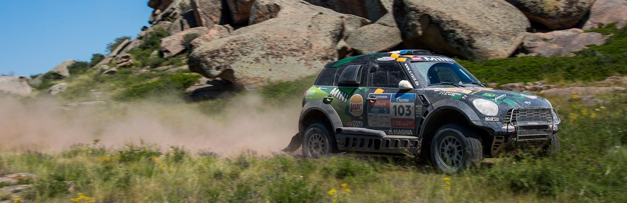 İPEK YOLU RALLİSİ 2016'DA ÜÇ MINI ALL4 RACING, SS5'İ İLK DÖRTTE TAMAMLADI.